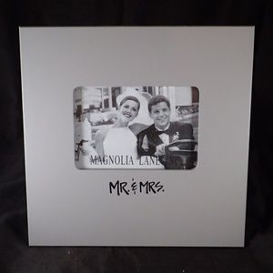 Magnolia Lane Grey Mr. & Mrs. Frame - New